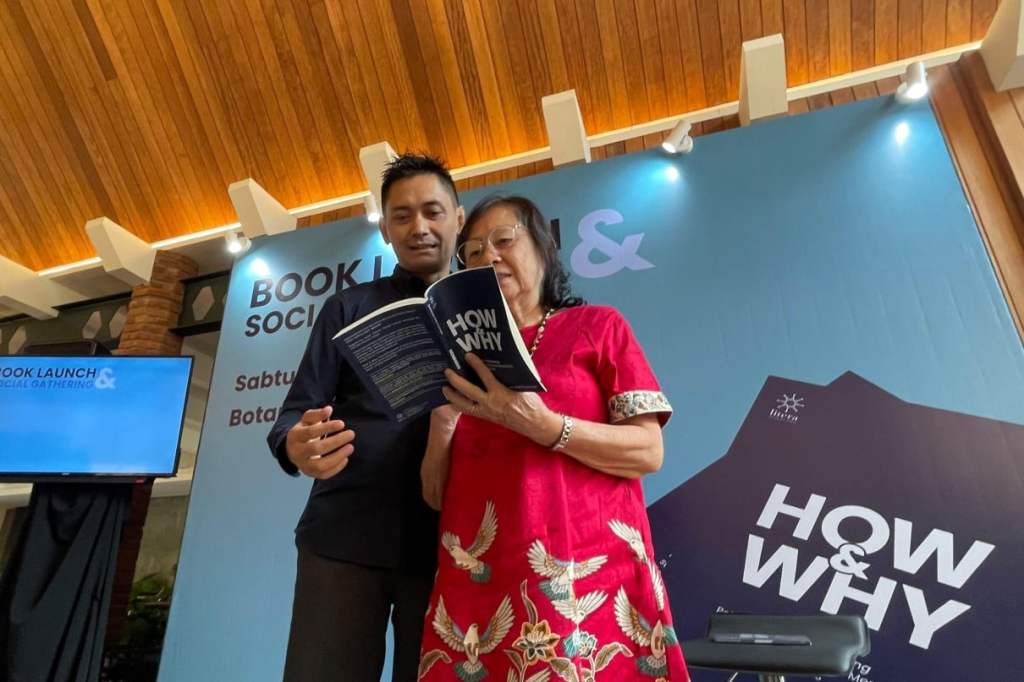 Buku How and Why Outsourcing Ulas Pengalihan Jasa Tenaga Kerja Hingga&nbsp;Solusinya